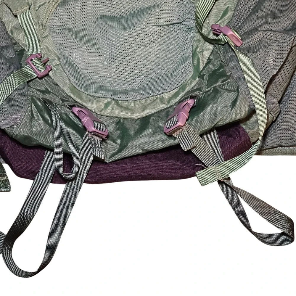 REI Passage 38 Youth Scouting Backpack Green Hiking Camping Hydration Overnight